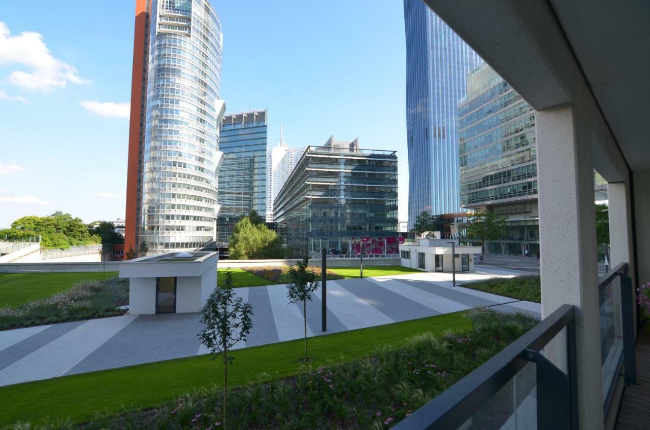 Apartment With Parking On Premise Vienna Exterior photo