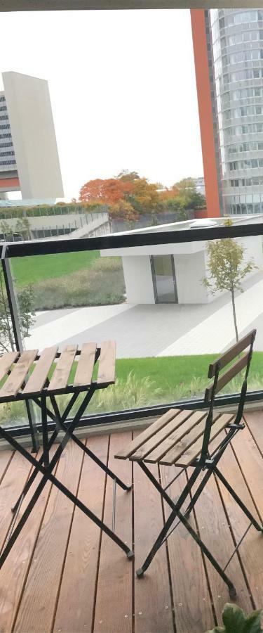 Apartment With Parking On Premise Vienna Exterior photo